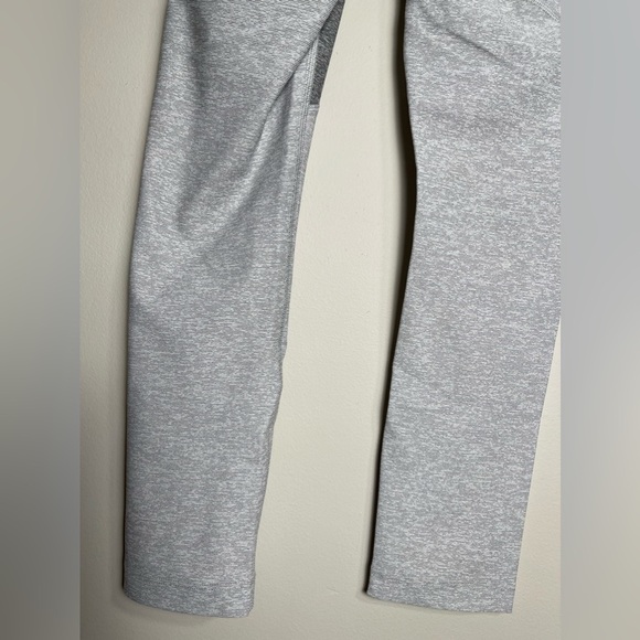 NWT Outdoor Voices 3/4 Two-Tone Women's Leggings - Picture 8 of 10